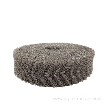 Ginning knitted wire mesh